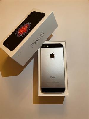 IPHONE SE versione 2016 - 32 GB, colore grigio, come nuovo - Anteprima 2