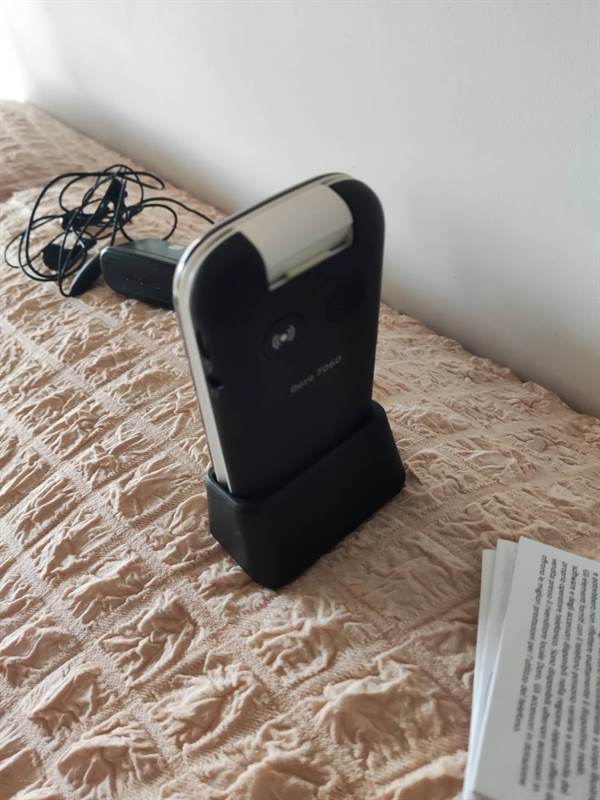 Foto 12Cellulare per anziani marca Doro 7060, quasi nuovo