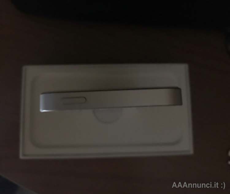 Foto 4IPhone SE 32GB Grigio come Nuovo