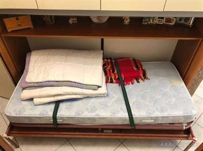 Armadio a 5 ante con letto estraibile, come nuovo - Anteprima 5