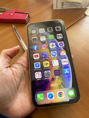 I Phone 12 pro max 256 gb buone condizioni, colore Gold - Anteprima 5