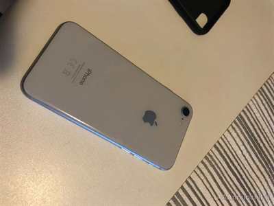 Iphone 8 - 64 GB - Bianco - come Nuovo - Anteprima 4