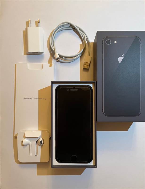 Foto 2IPHONE 8 – 64 GB, colore nero, come nuovo