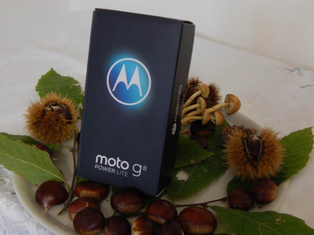 Foto 4Moto G8 Power Lite-4GB/64GB-Royal Blue, prezzo non trattabile