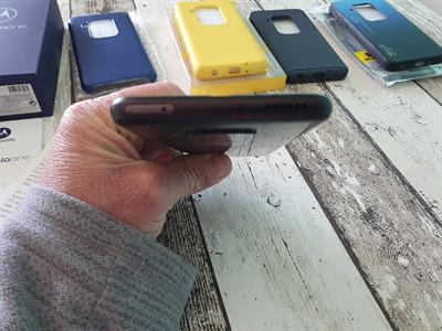 Smartphone Android Motorola One Zoom, ottimo stato - Anteprima 4