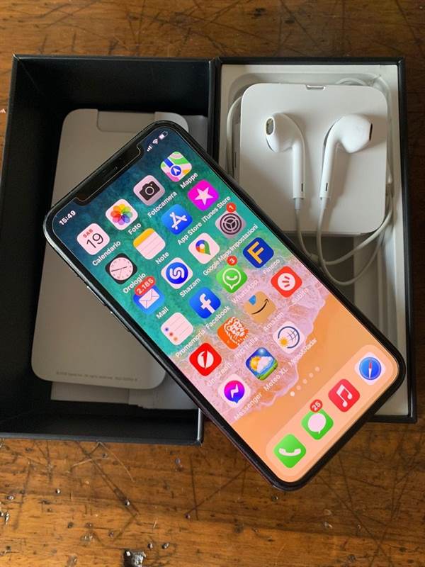 Foto 3IPhone 11 Pro 256 GB consegna adesso