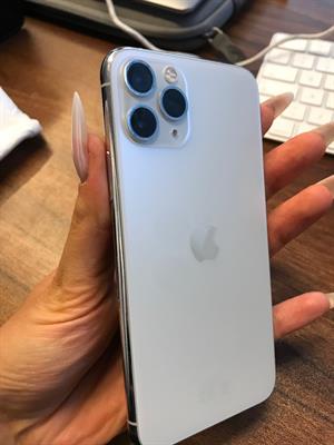 Vendesi Iphone 11 Pro, come nuovo - Anteprima 4