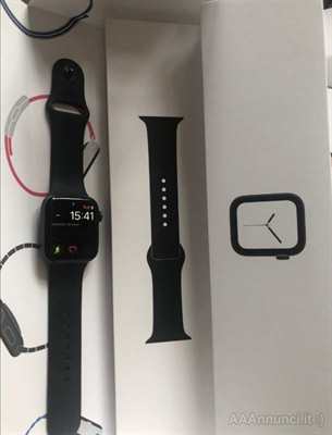 Apple Watch 4 44mm. GPS