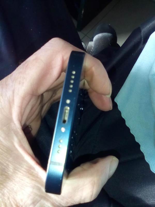 Foto 6Iphone 12 in garanzia, colore blu