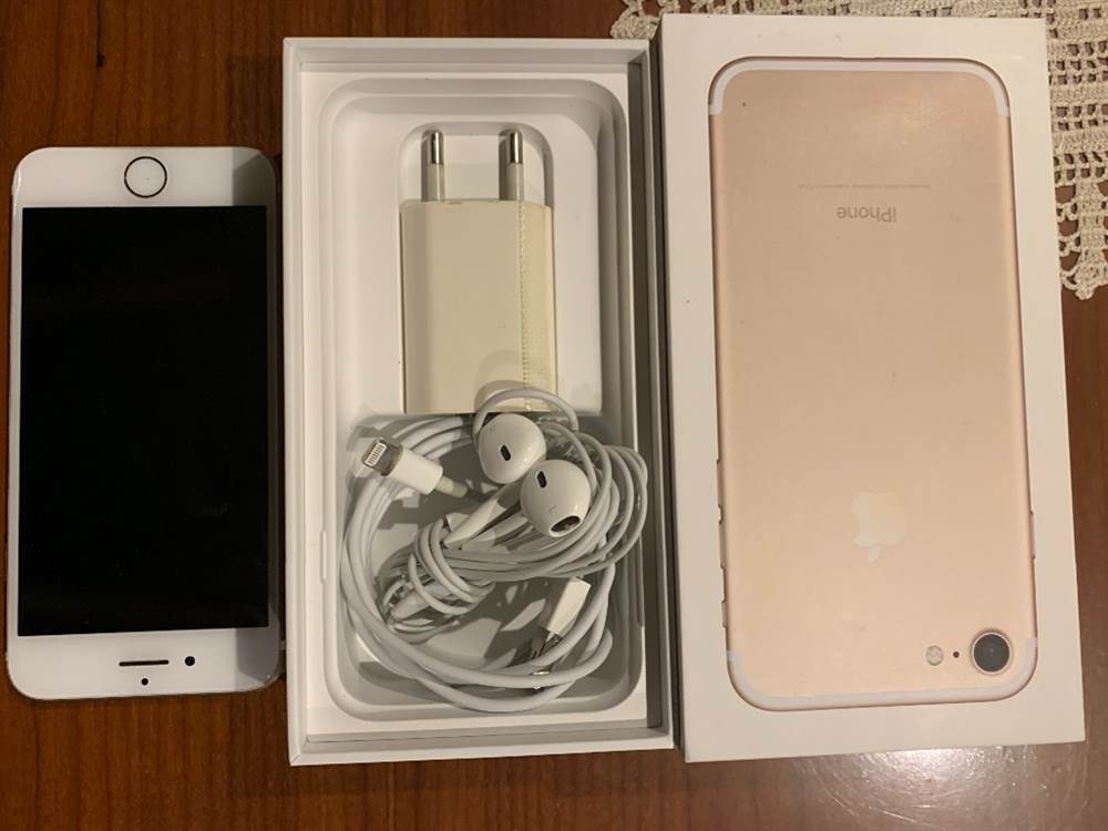 Foto 6IPhone 7 128 gb gold