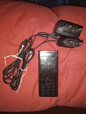 Nokia X2. Due carica batterie originali.