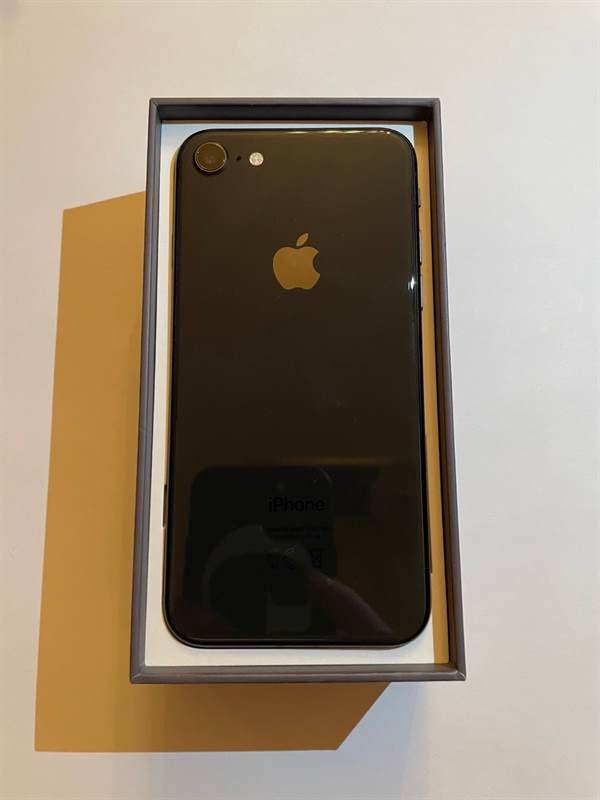 IPHONE 8 – 64 GB, colore nero, come nuovo