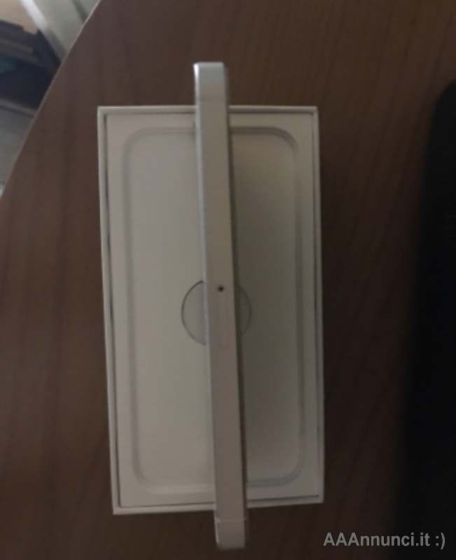 Foto 3IPhone SE 32GB Grigio come Nuovo